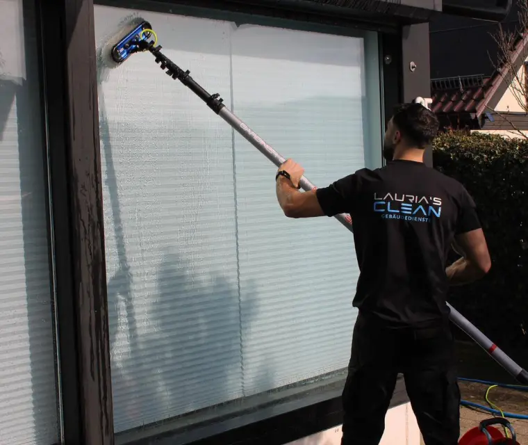 Glas- & Fassadenservices